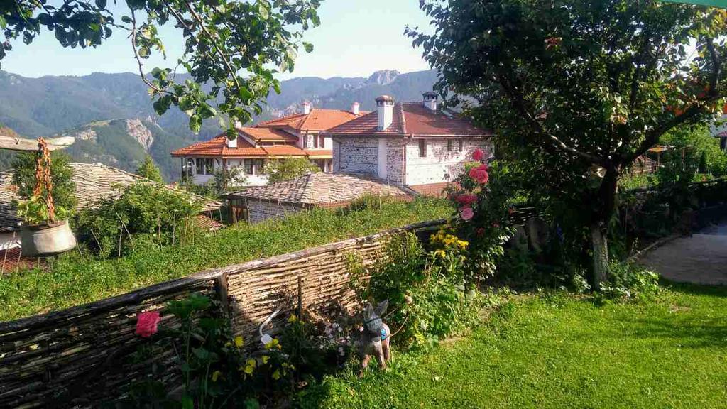 Semana Guesthouse Vrata Exterior photo